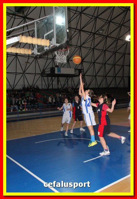 150228 Basket_U13F 066_tn.jpg